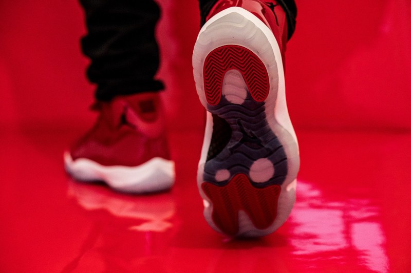 Jordan 11 gym outlet red on feet